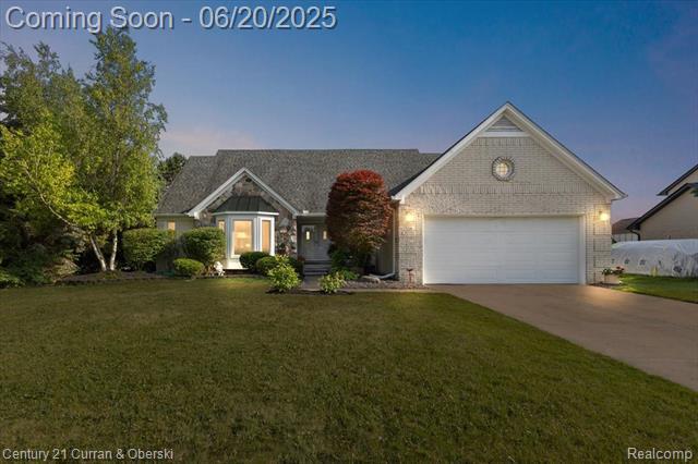Property Photo:  37429 Kingsburn Drive  MI 48152 