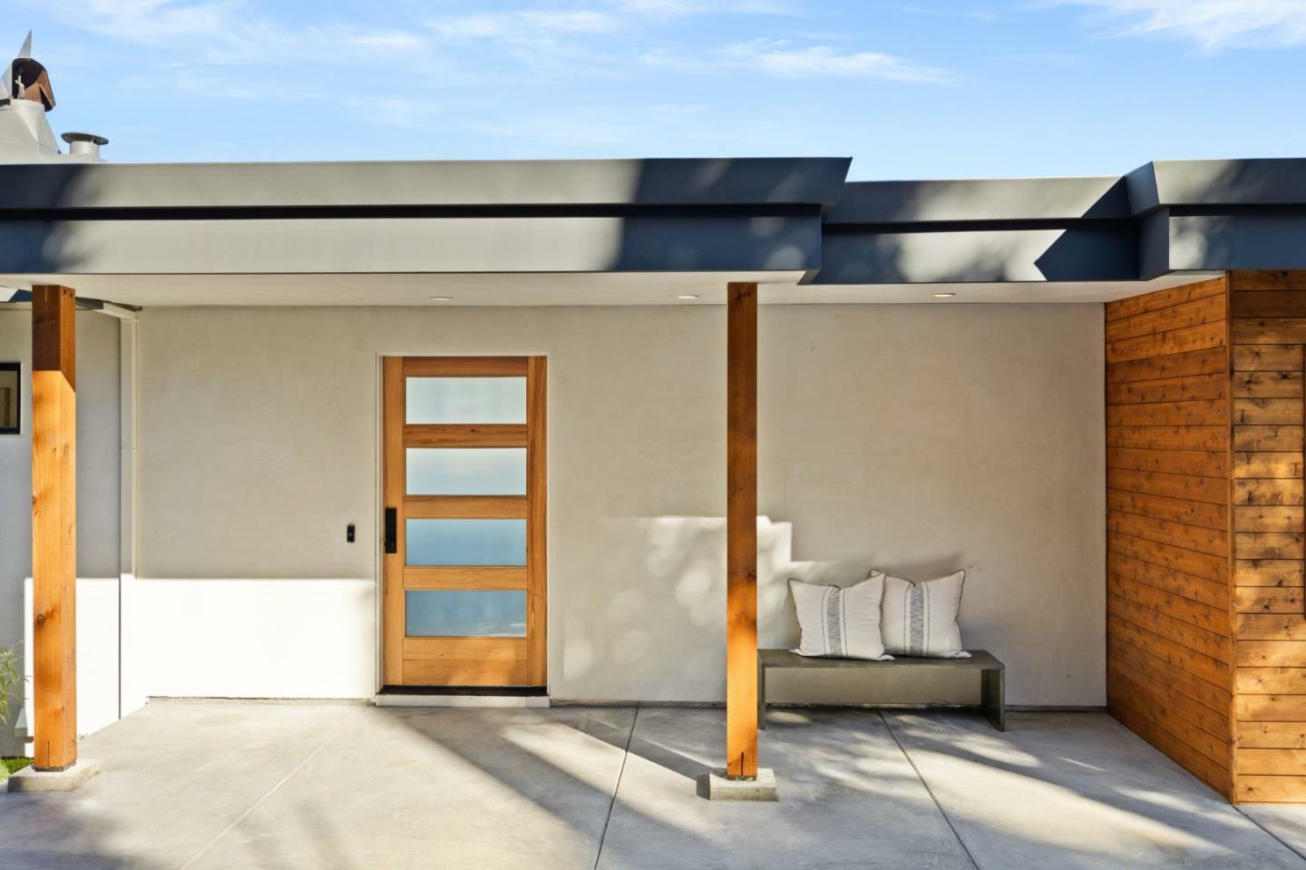 Property Photo: 760 Loma Court CA 94062