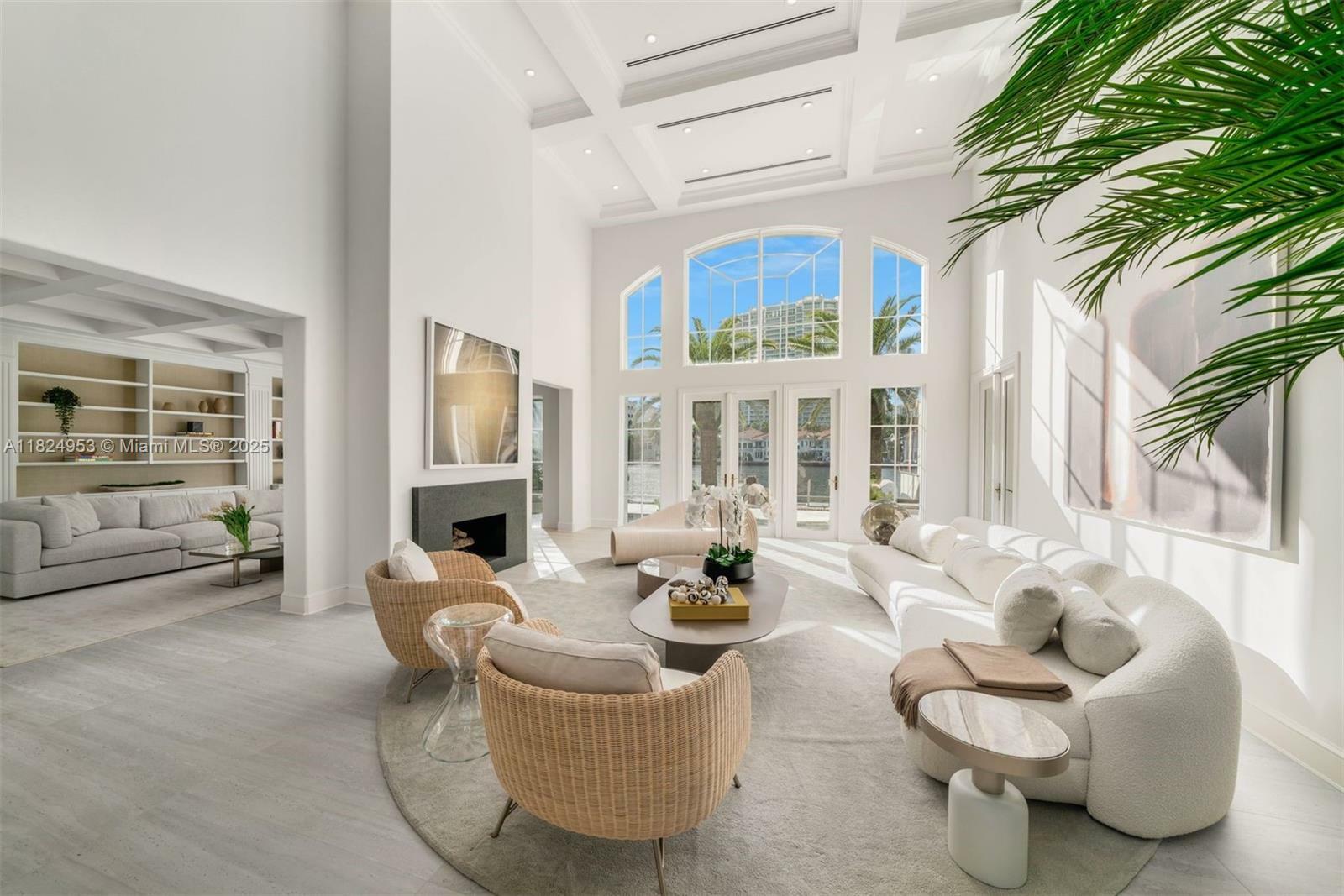 Property Photo: 220 S Island Is FL 33160