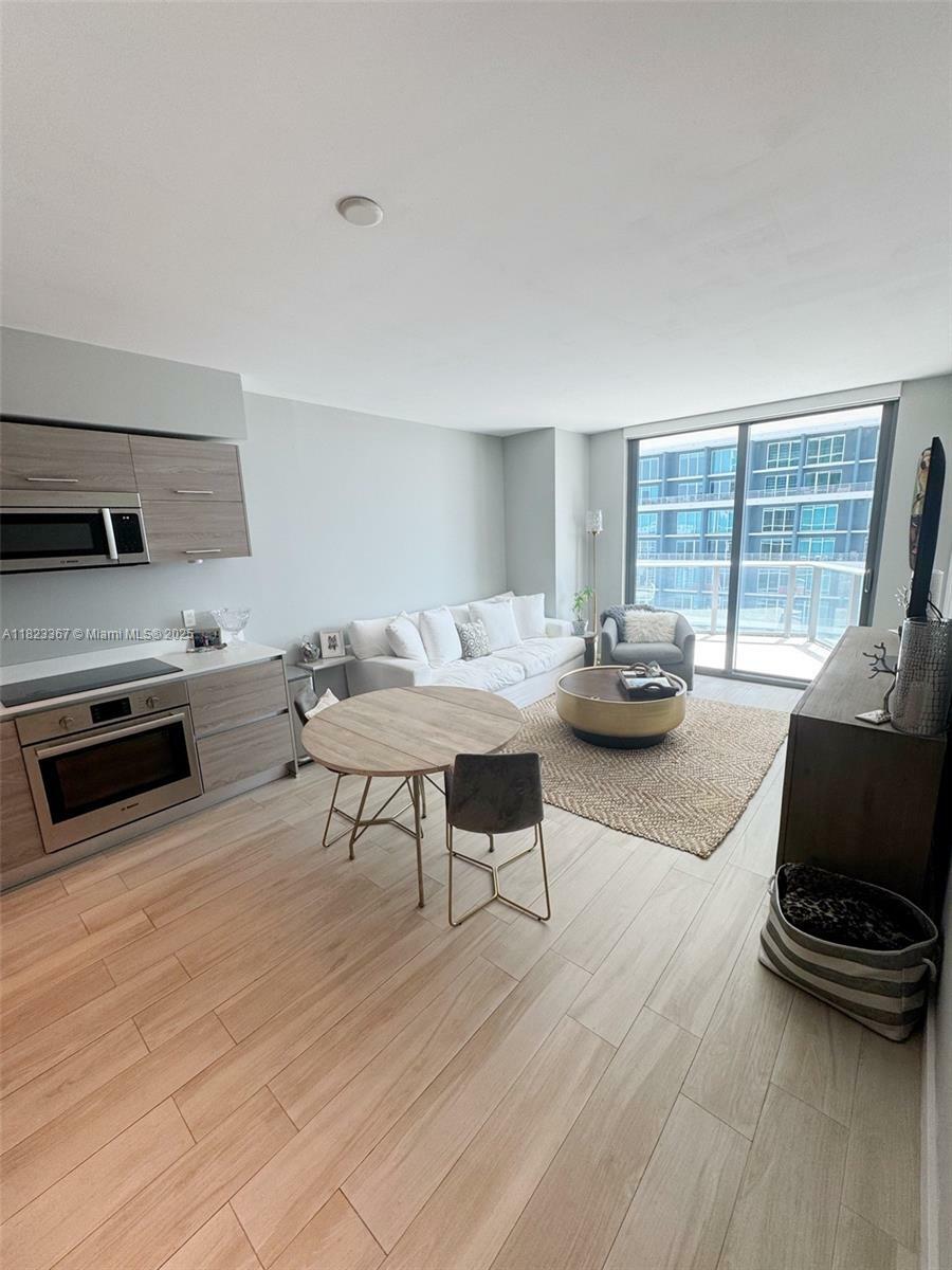 Property Photo: 1300 S Miami Ave 2808 FL 33130