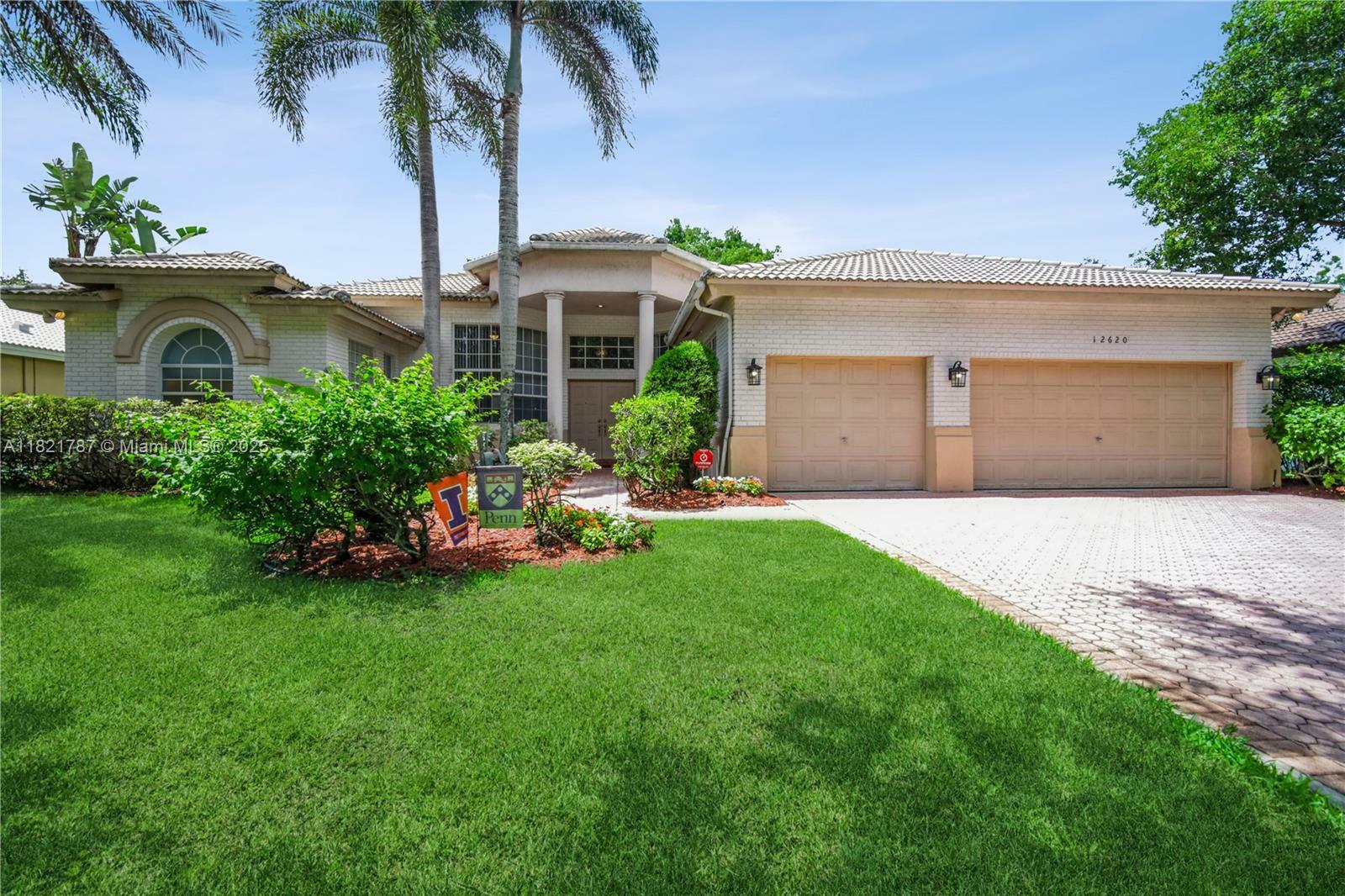 Property Photo: 12620 Countryside Ter FL 33330