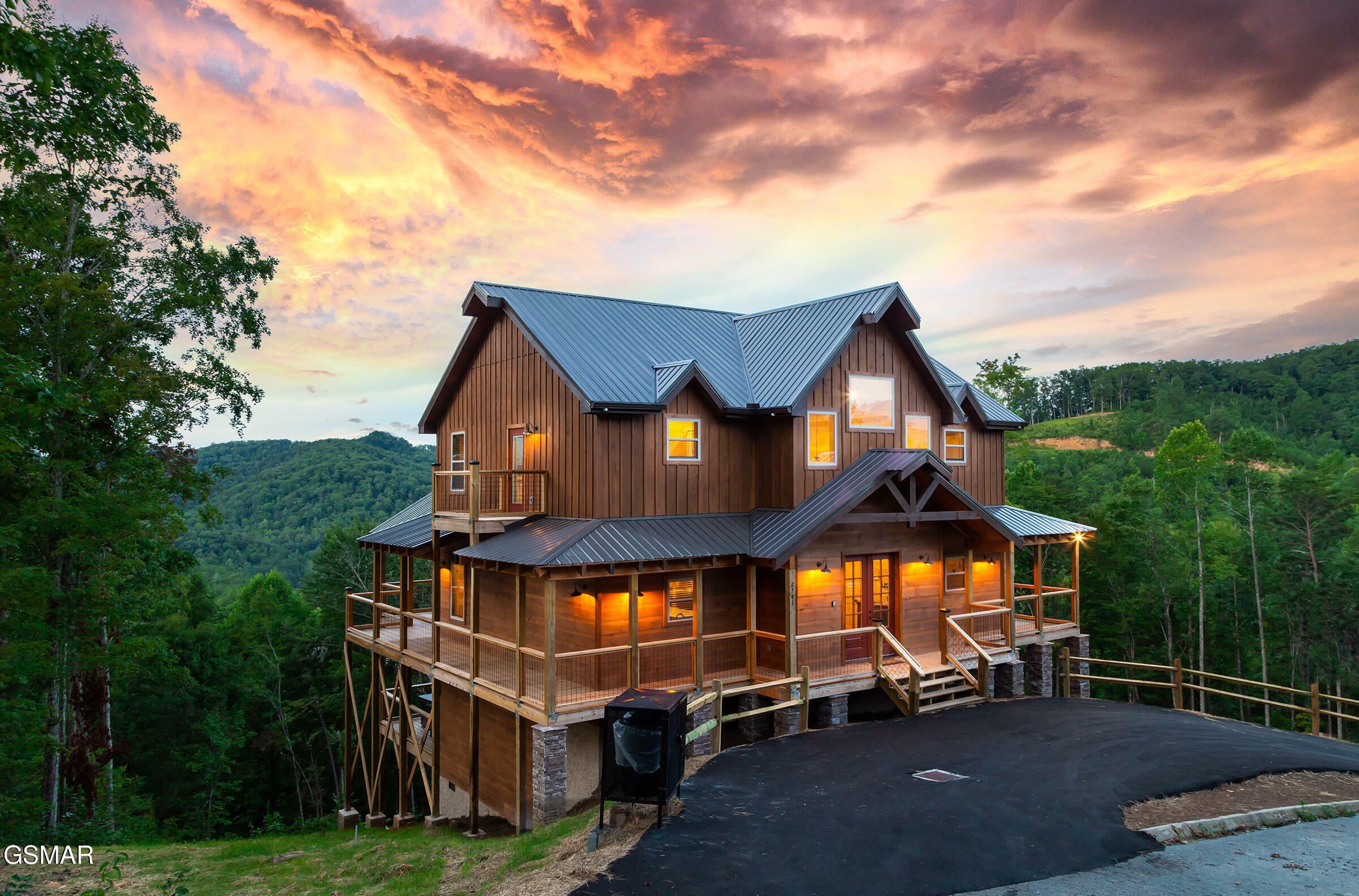 Property Photo: 2741 Red Sky Drive TN 37862