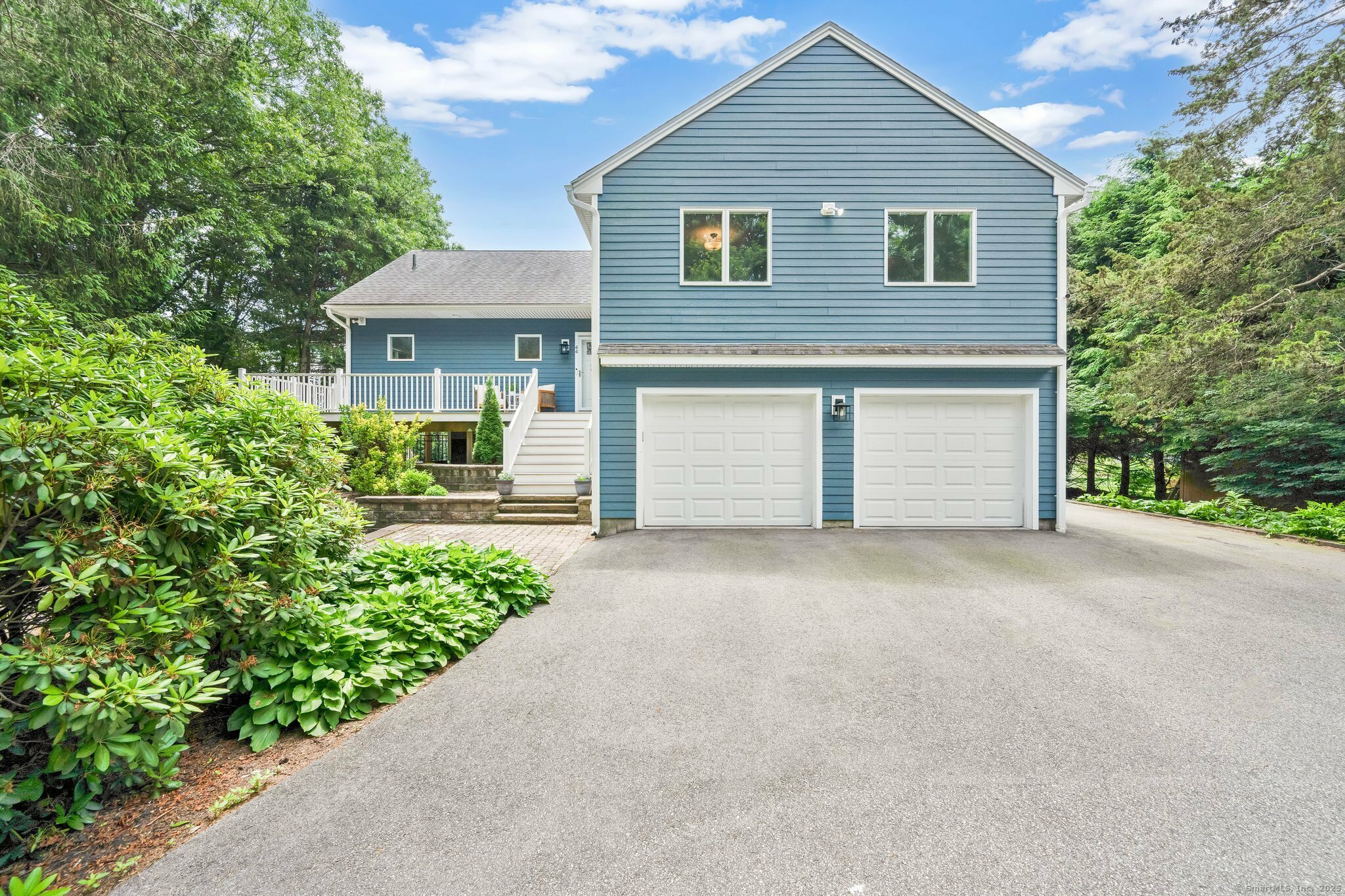 Property Photo: 44 Dogwood Lane CT 06033