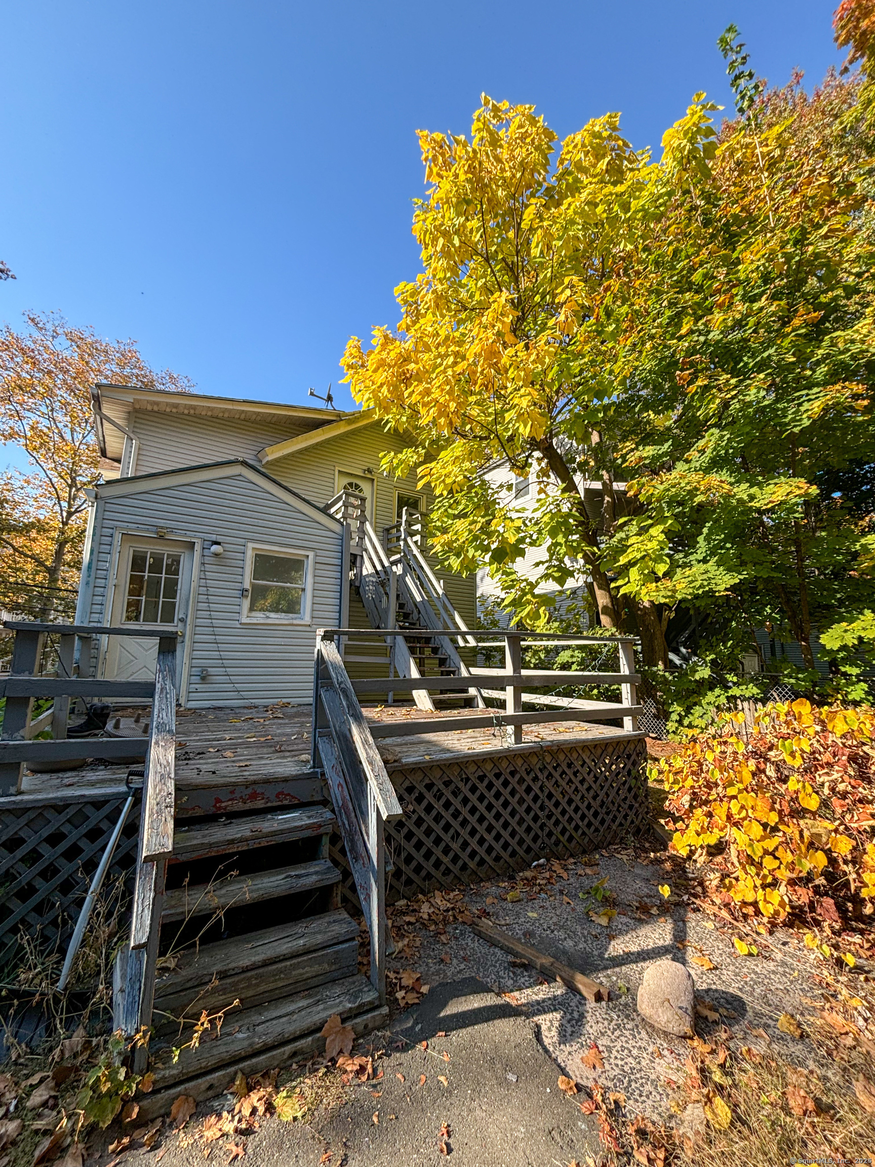 Property Photo:  587 Orchard Street  CT 06511 