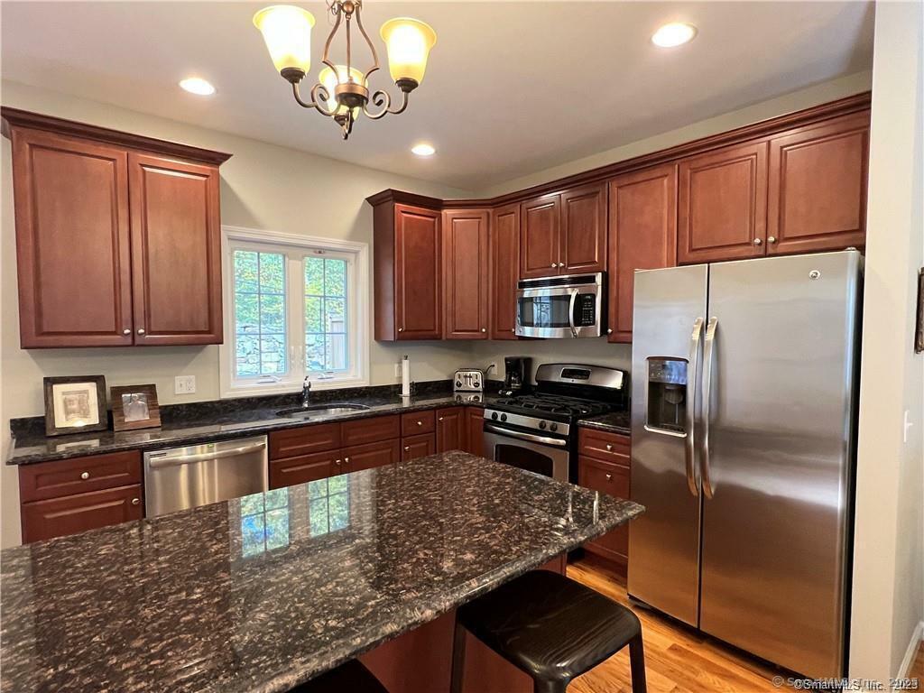 Property Photo: 21 Old Oak Drive 21 CT 06804