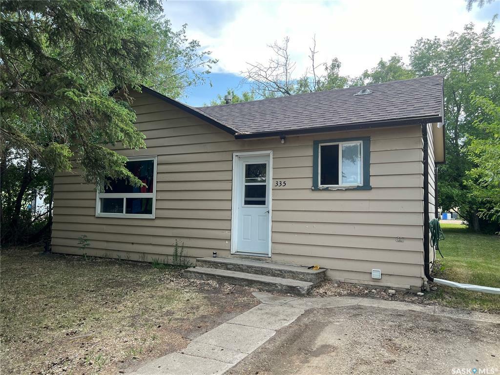 Property Photo: 335 1st Avenue E SK S0E 1H0
