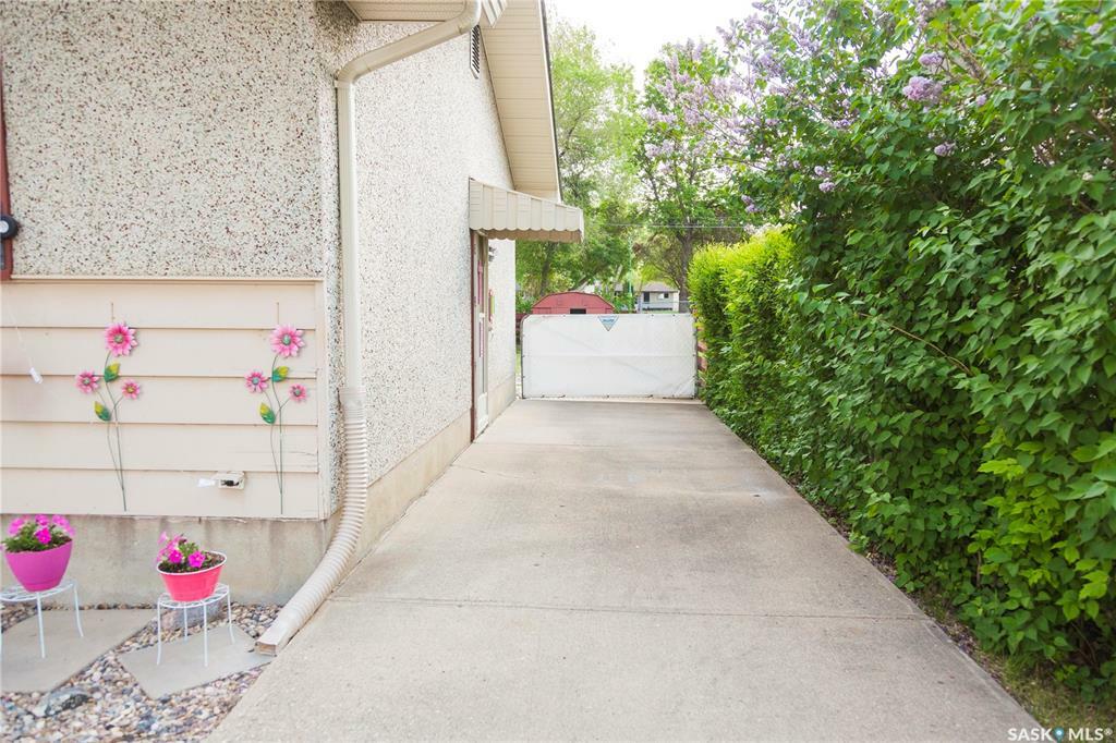 Property Photo: 785 Branion Drive SK S6V 2S4