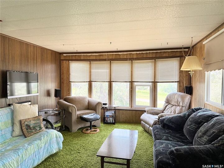 Property Photo: 525 Park Avenue SK S0L 2N0