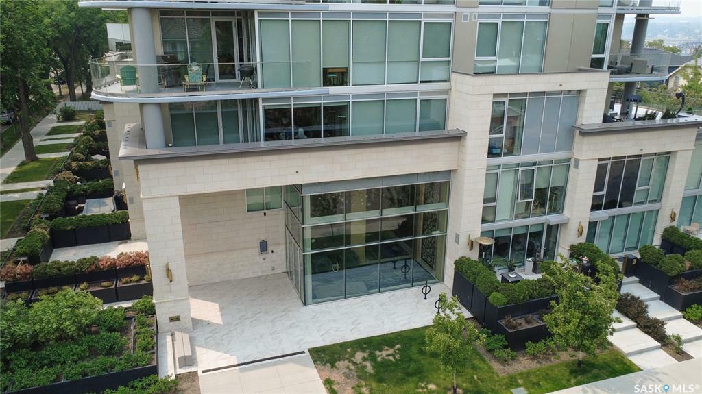 Property Photo: 637 University Drive 201 SK S7N 0H8