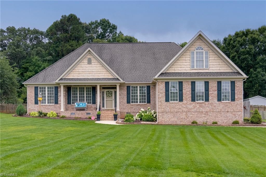 Property Photo: 160 Serenity Pointe Drive NC 27284