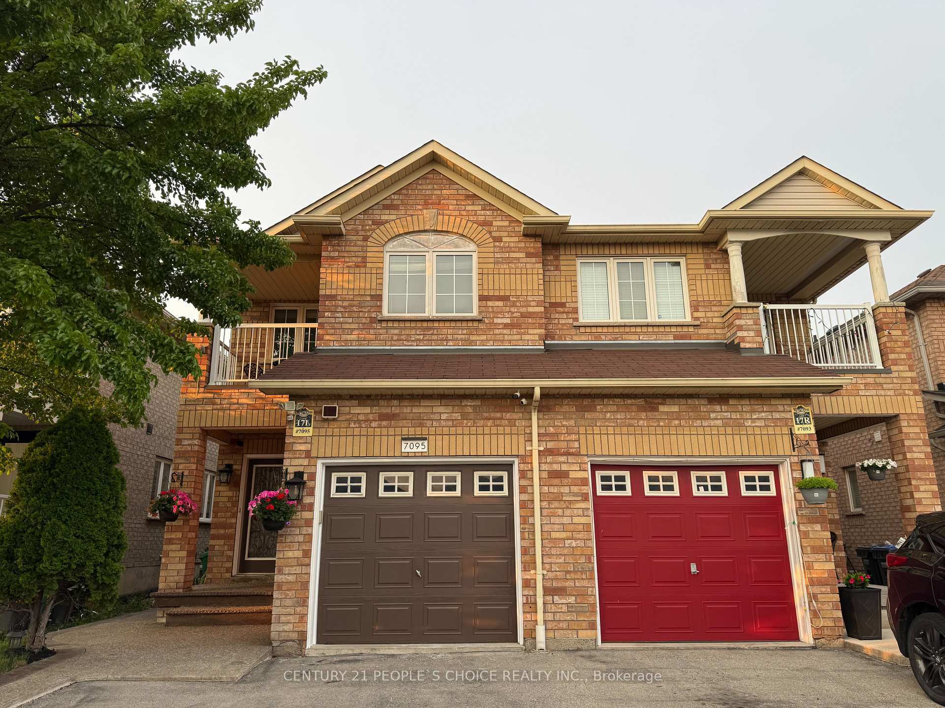 7095 Village Walk  Mississauga ON L5W 1X5 photo