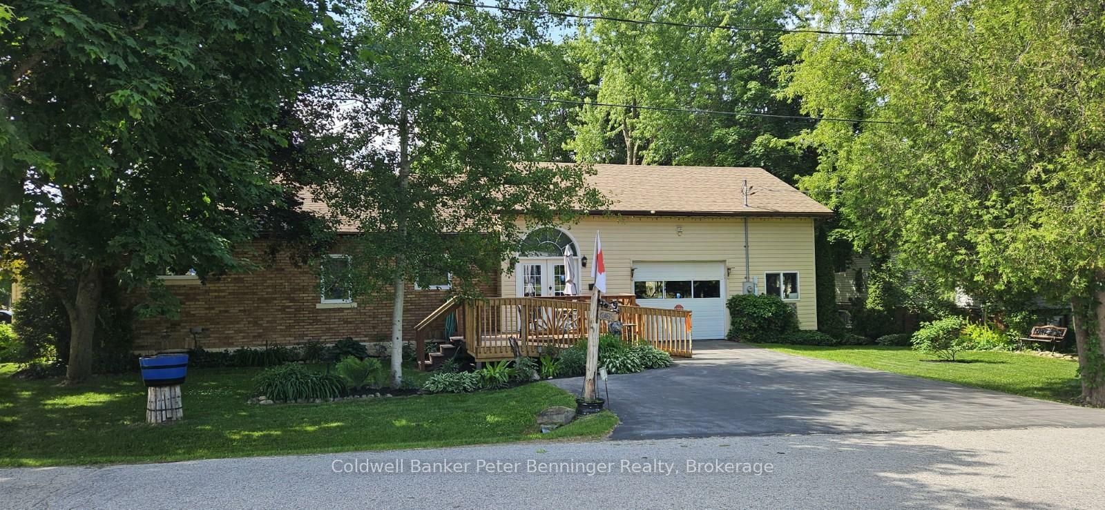 Property Photo: 594 William Street N ON N0G 1R0