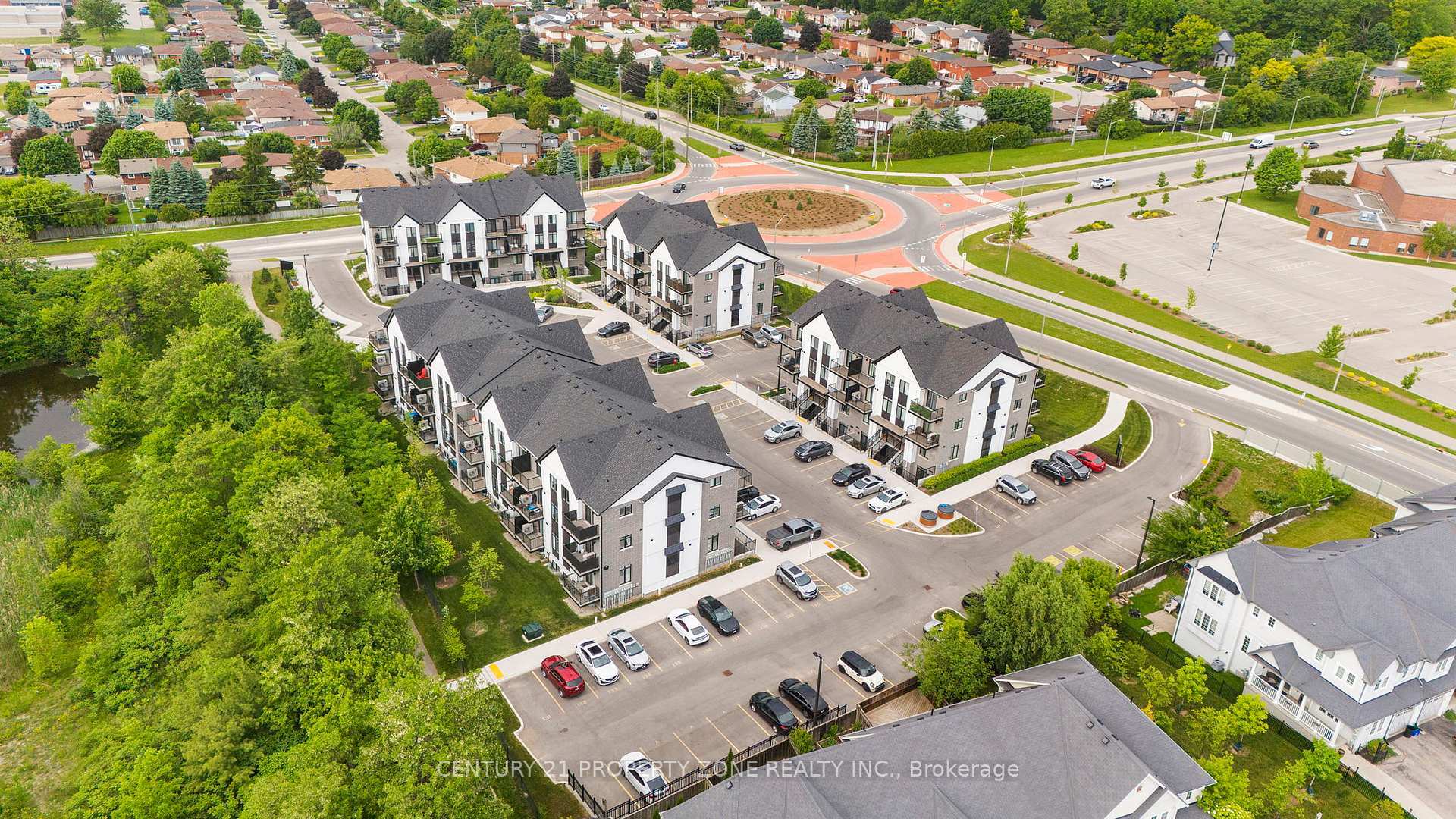 Photo de la propriété:  405 Myers Road 2  ON N1P 0B6 