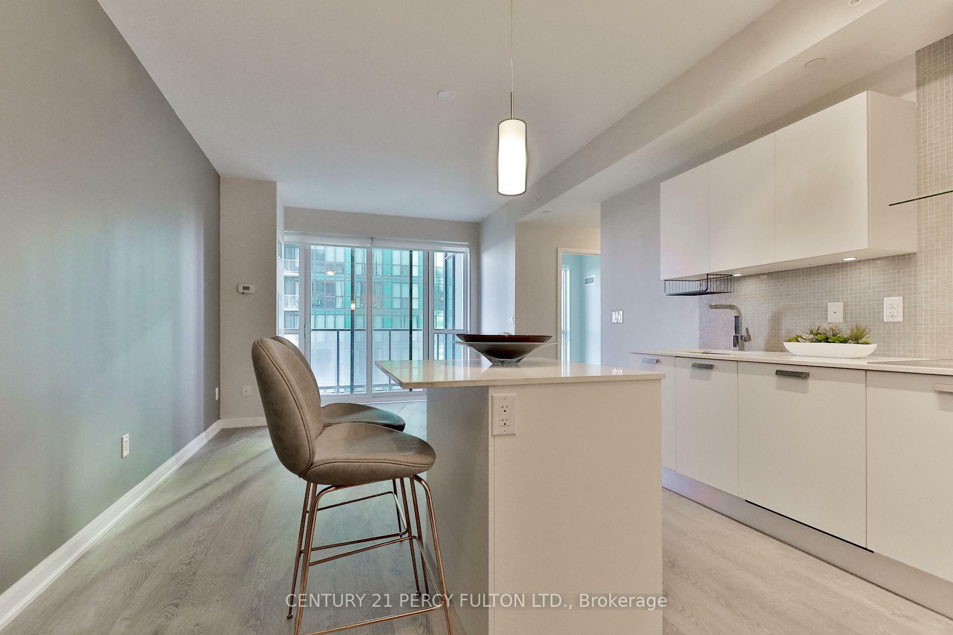 Photo de la propriété:  9 Bogert Avenue 2105  ON M2N 5M6 