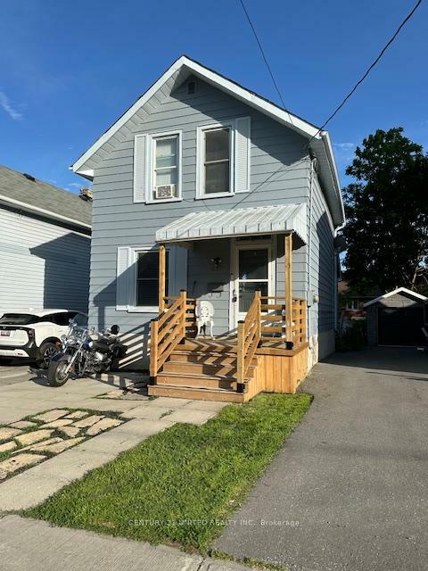 Property Photo: 577 Paterson Street ON K9J 4P9