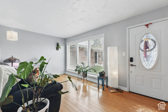 Property Photo: 2645 S Masonic Cir E UT 84115