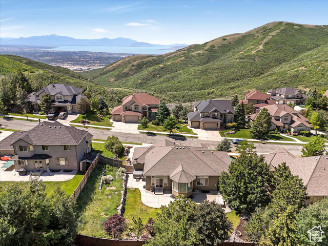 Property Photo: 1639 E Lone Oak Dr UT 84020