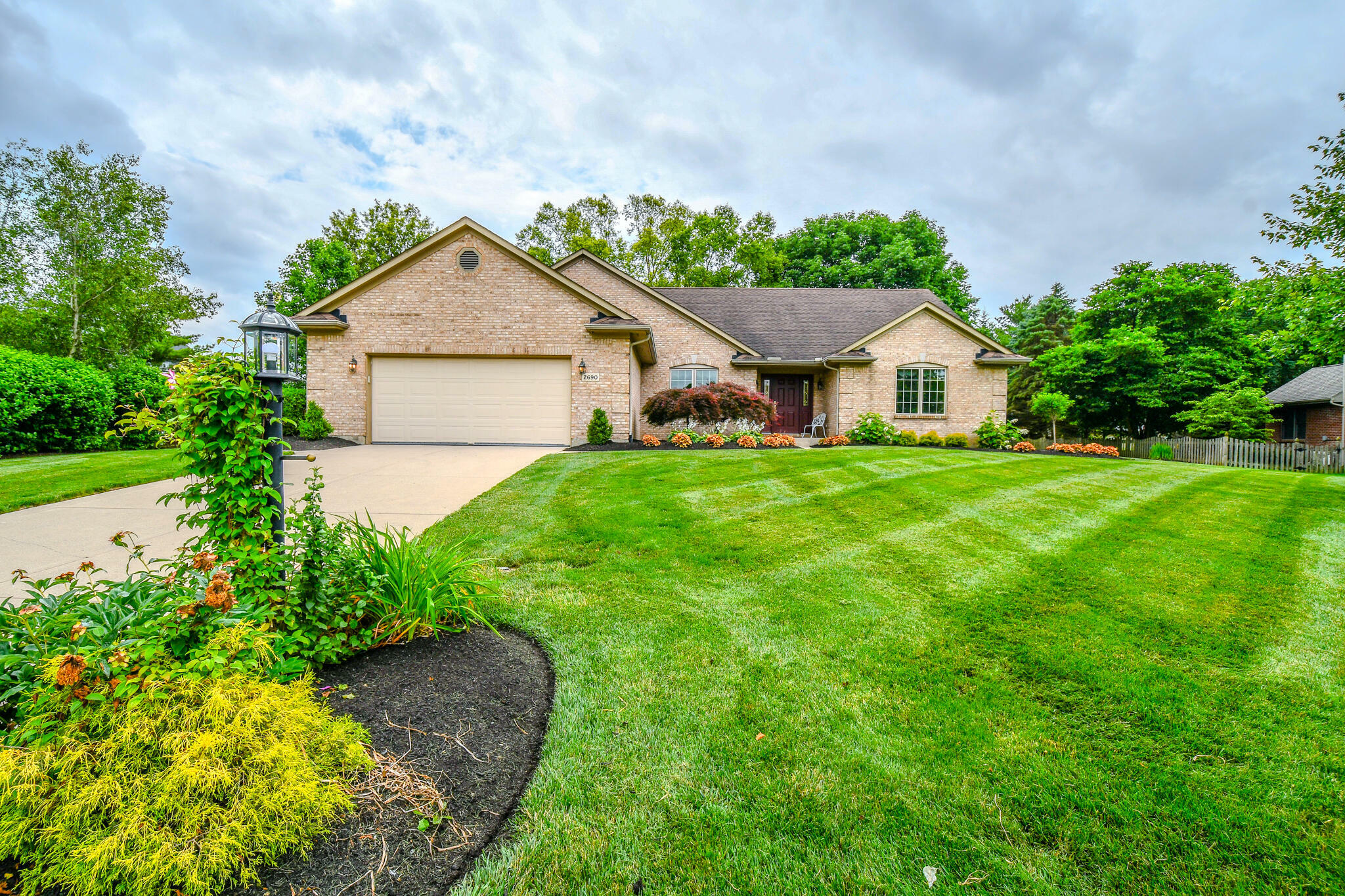 Property Photo: 2690 Langtree Lane OH 45458