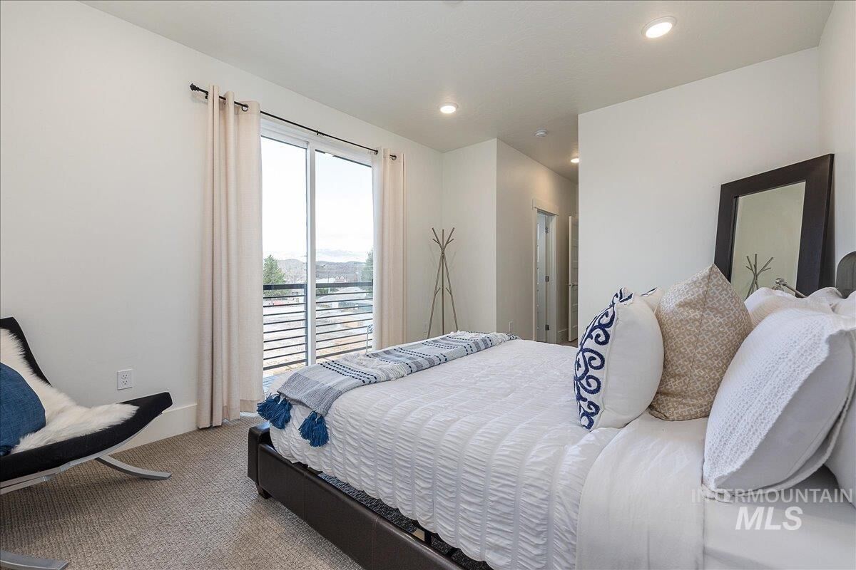 Property Photo: 2775 W Stewart Ave ID 83702