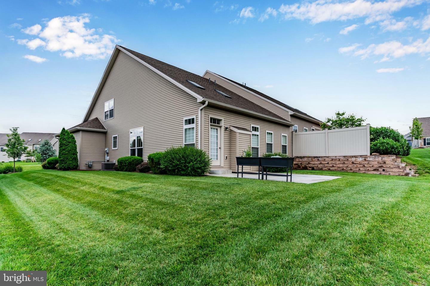 Property Photo:  1605 Quincey Drive  PA 17050 