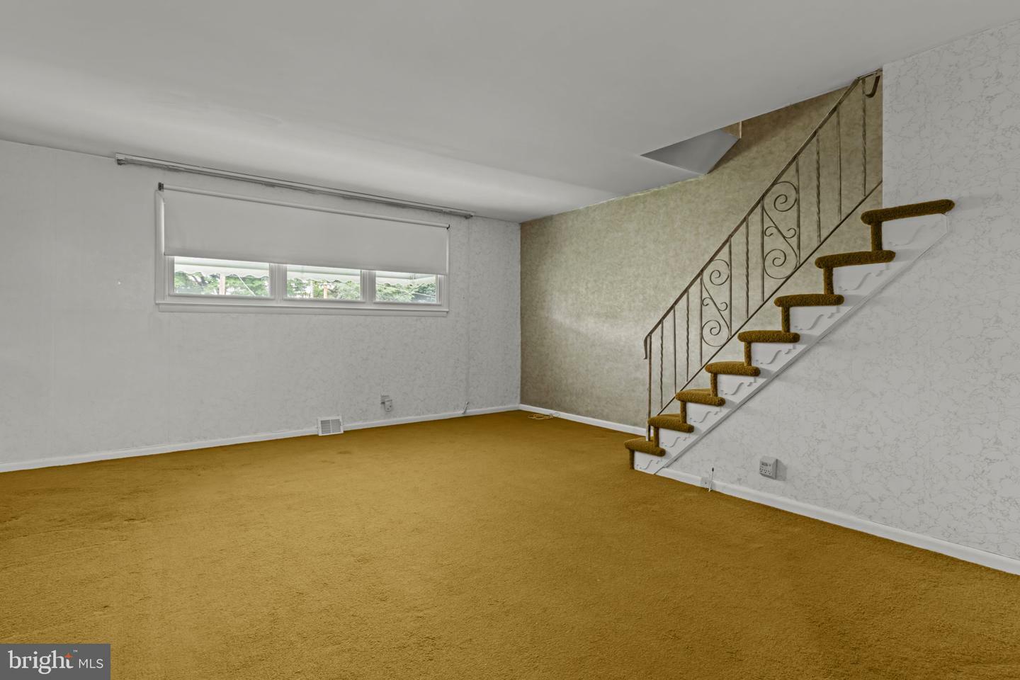 Property Photo:  2861 Sebring Road  PA 19152 