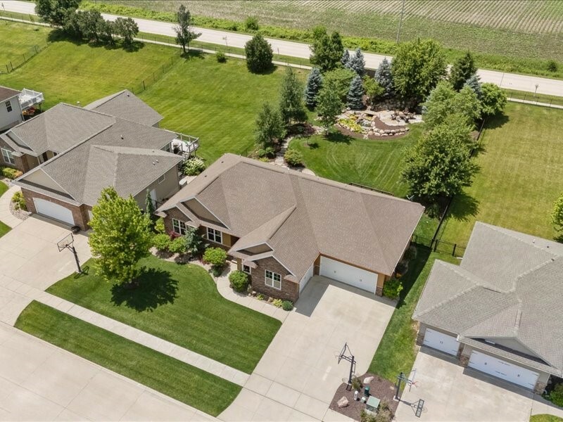 Property Photo: 4390 Flagstick Drive IA 52302