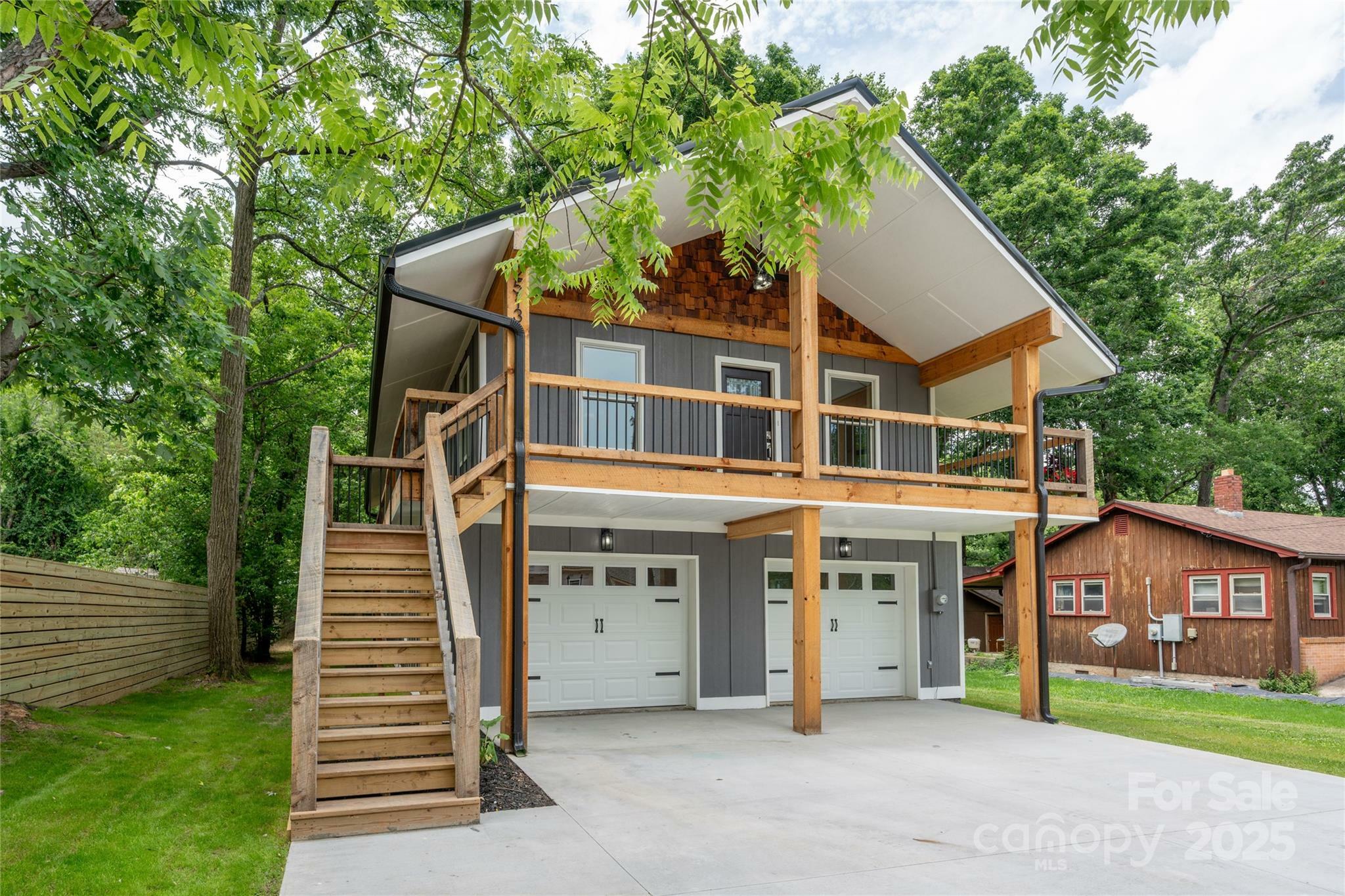 Property Photo: 2513 Rolfe Street NC 28791