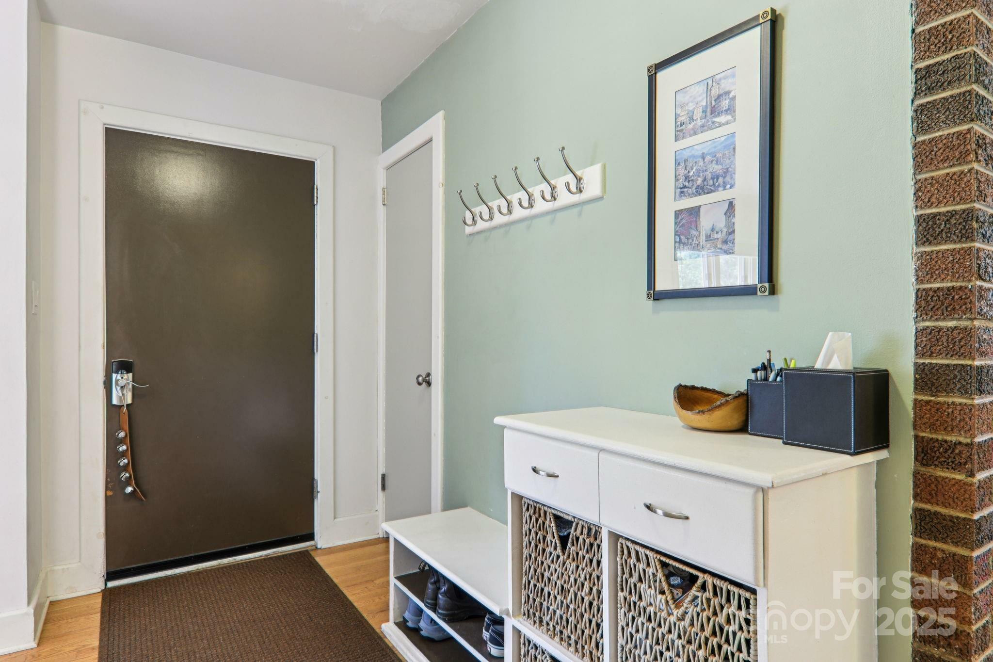 Property Photo: 318 Old Leicester Highway NC 28806