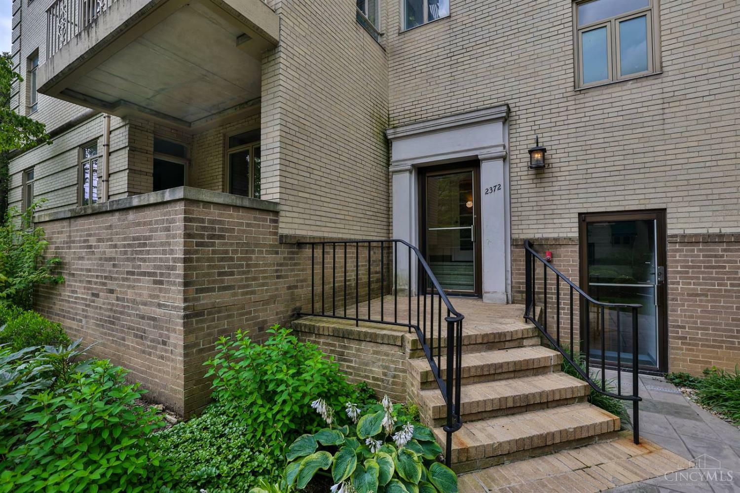 Property Photo: 2372 Madison Road OH 45208