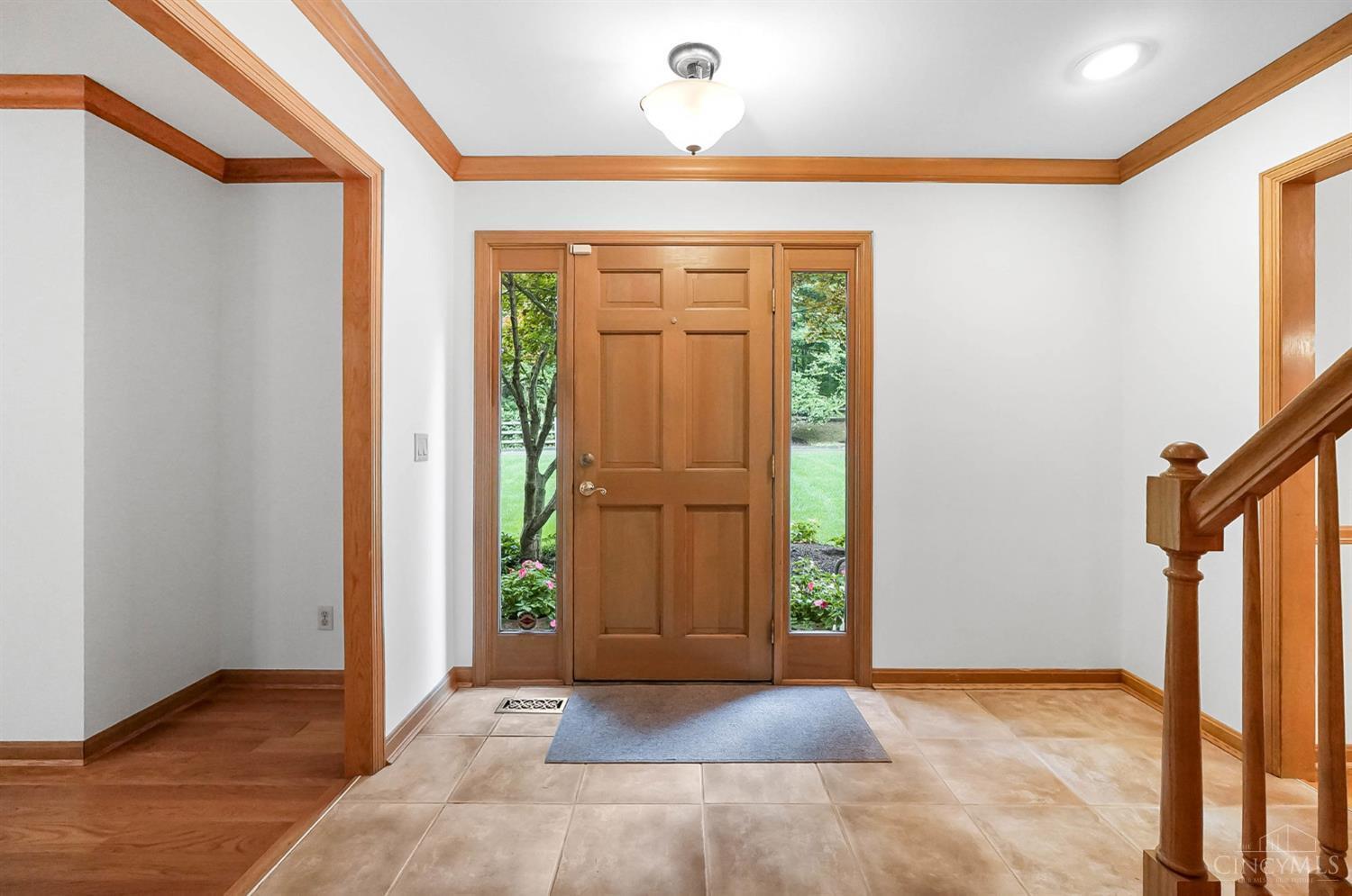 Property Photo: 3057 Fox Den Lane OH 45244
