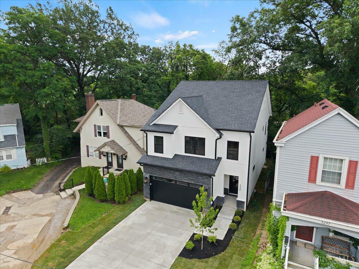 Property Photo: 3259 Berwyn Place OH 45209