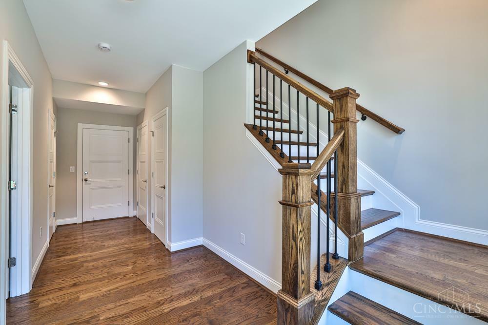 Property Photo: 2908 Robertson Avenue OH 45209