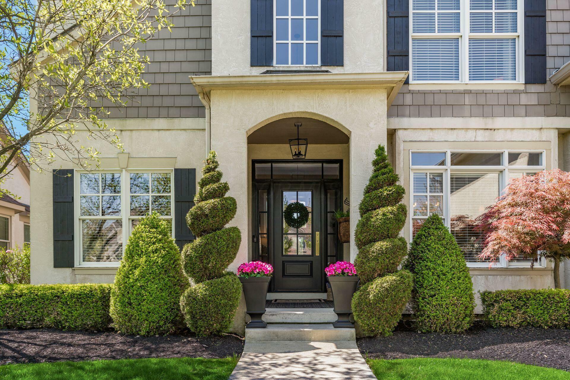 Property Photo: 4556 Hickory Rock Drive OH 43065