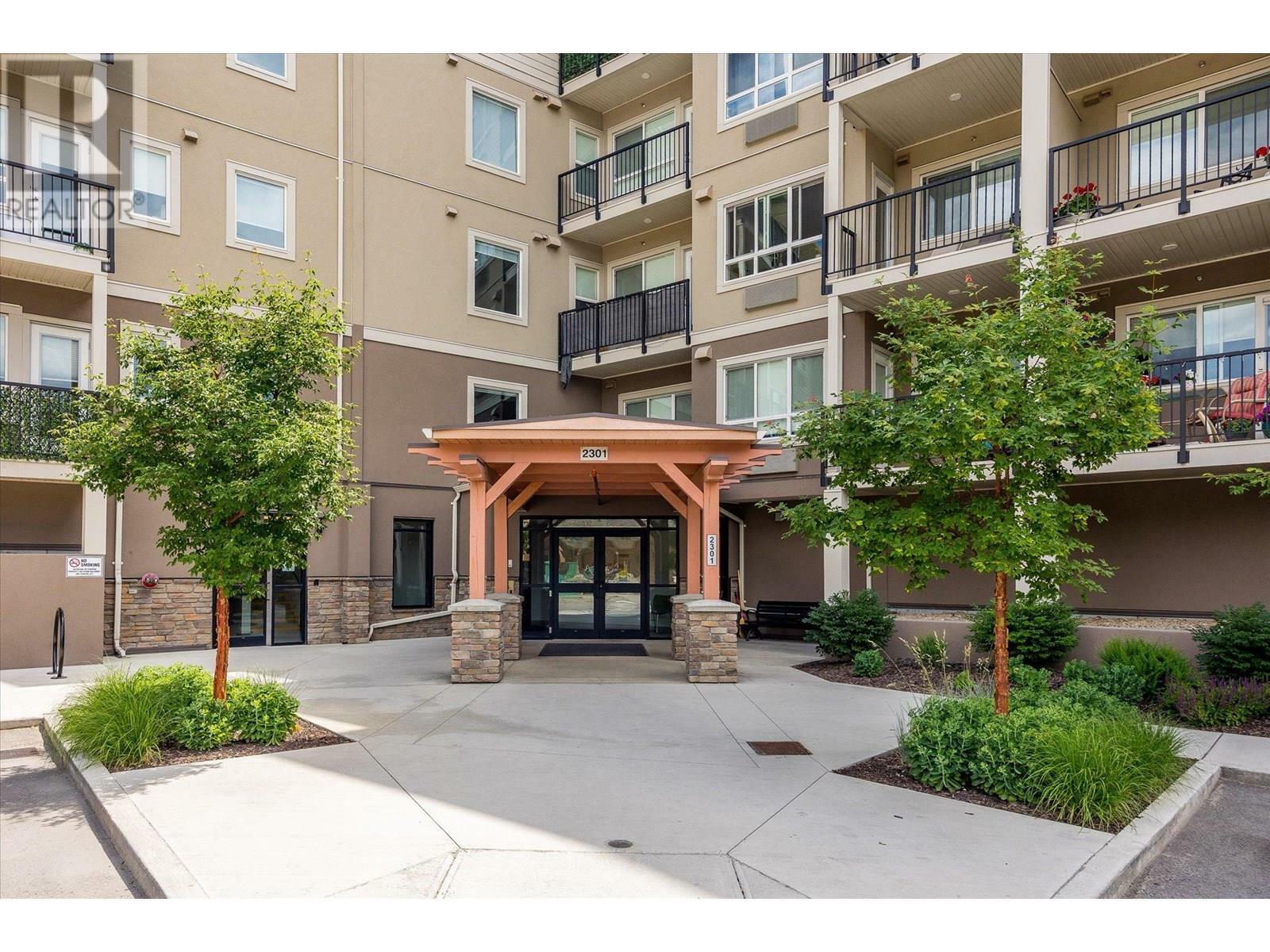 Photo de la propriété: 2301 Carrington Road 405 BC V4T 3C1