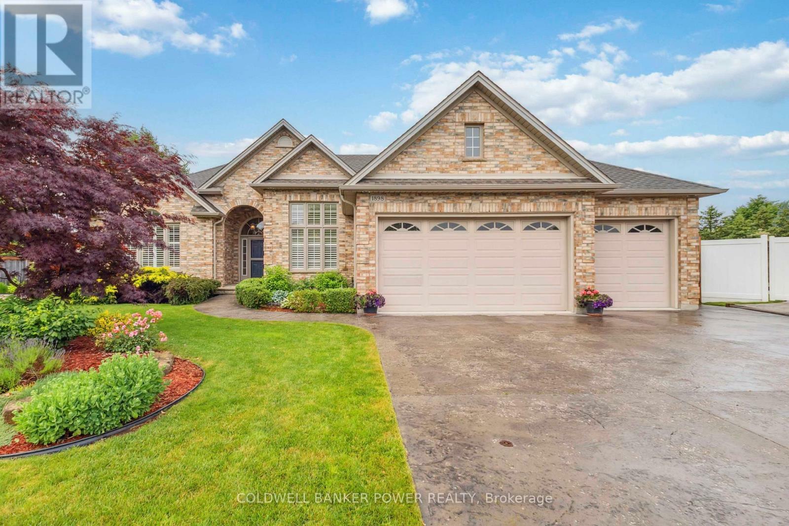 Property Photo: 1898 Charington Place ON N6G 5G6