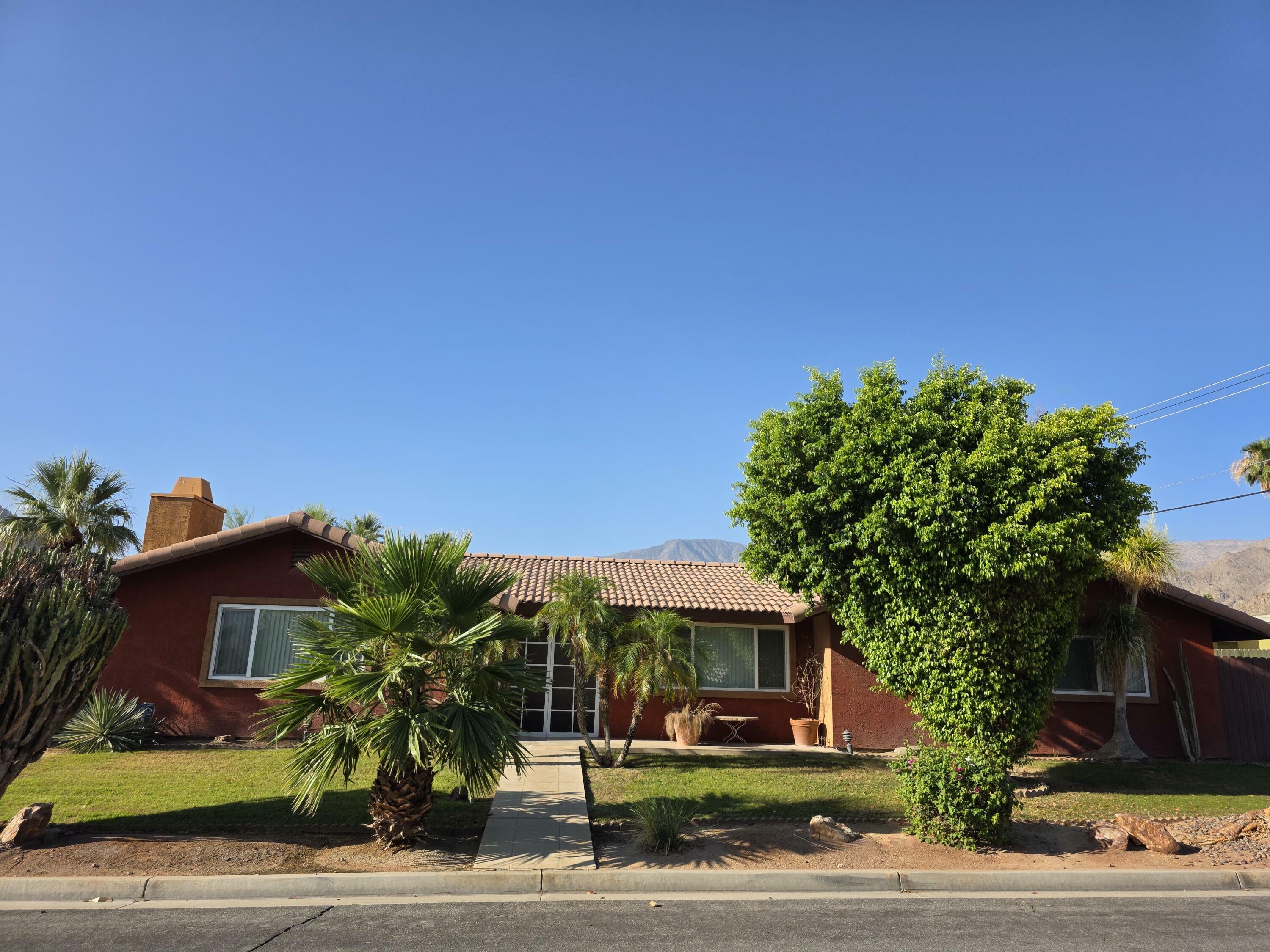 Property Photo: 53265 Avenida Obregon CA 92253
