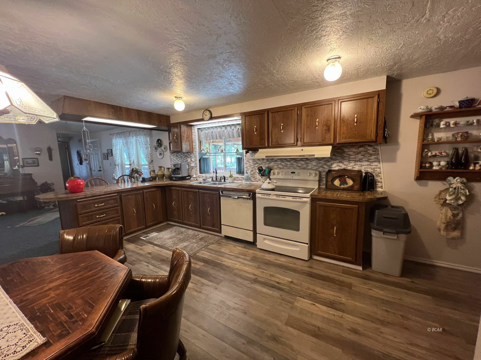 Property Photo: 5113 Victory Boulevard NV 89801