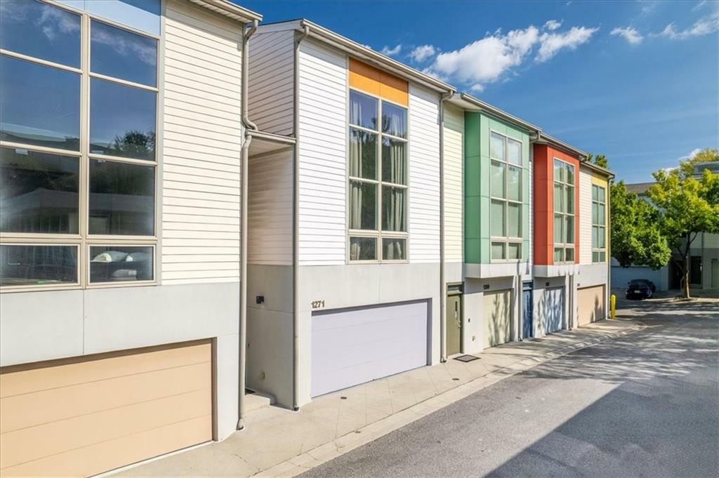 Property Photo: 1271 Mackintosh Park NW 30 GA 30318