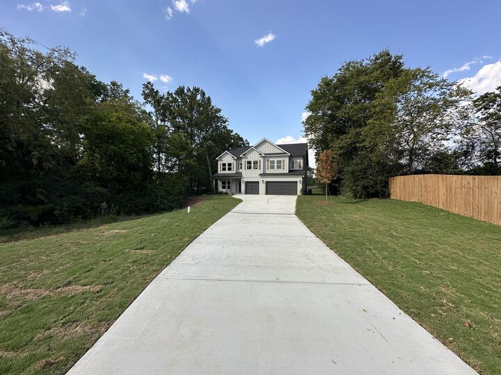 Property Photo: 2298 Firelight Way TN 37363
