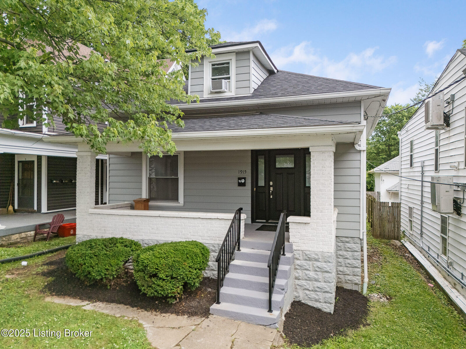 Property Photo:  1915 S Preston St  KY 40217