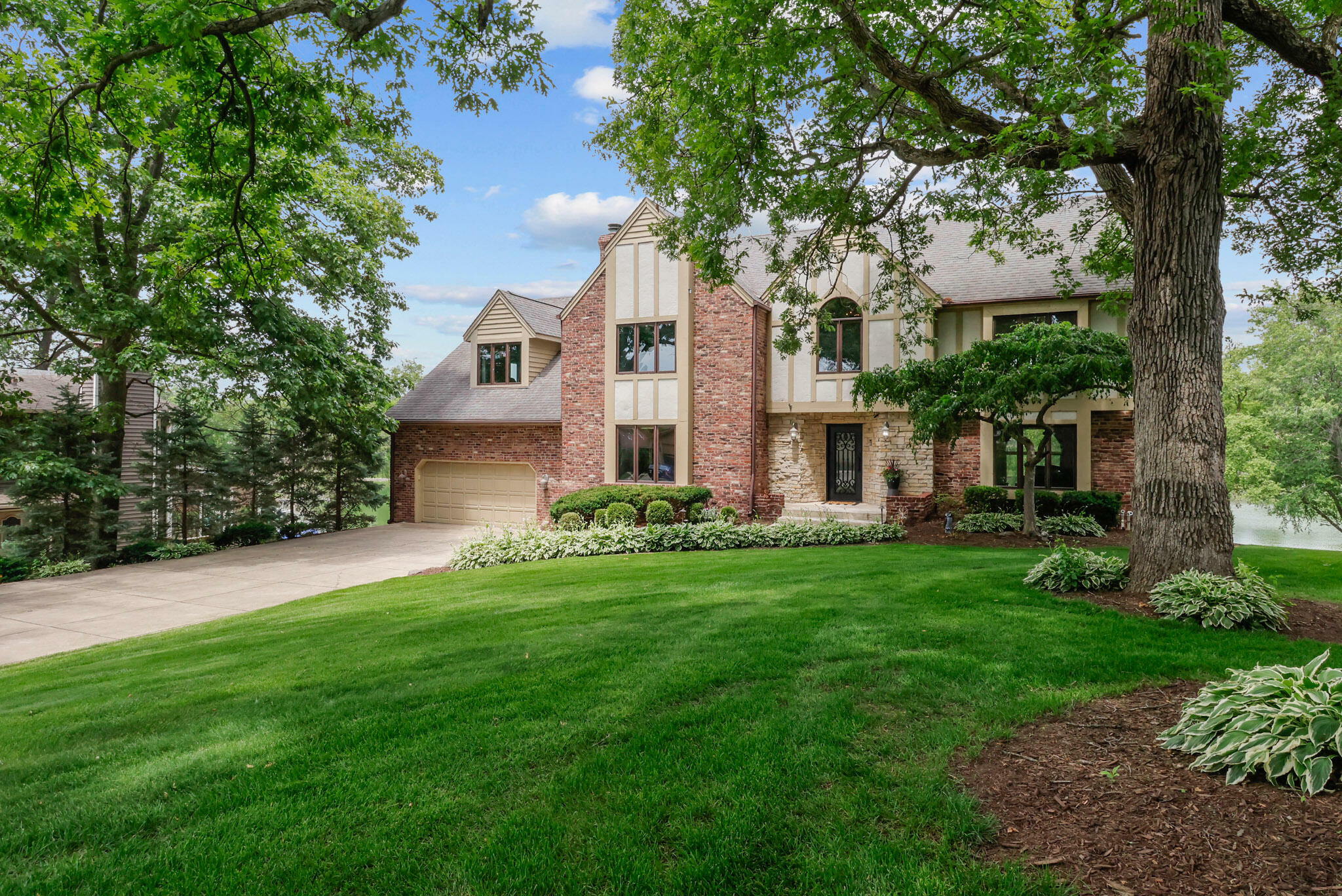 Property Photo: 467 Scarborough Road IN 46385