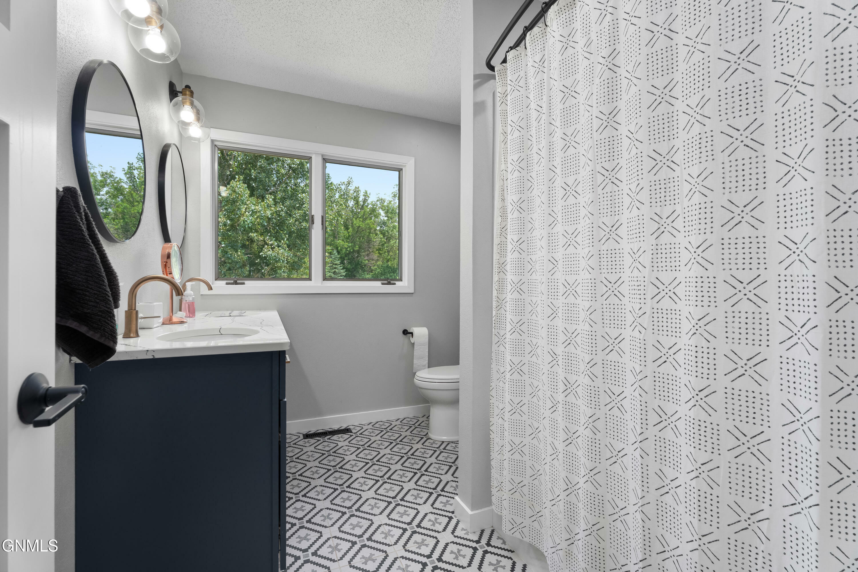 Property Photo: 4220 Roundup Road E ND 58503