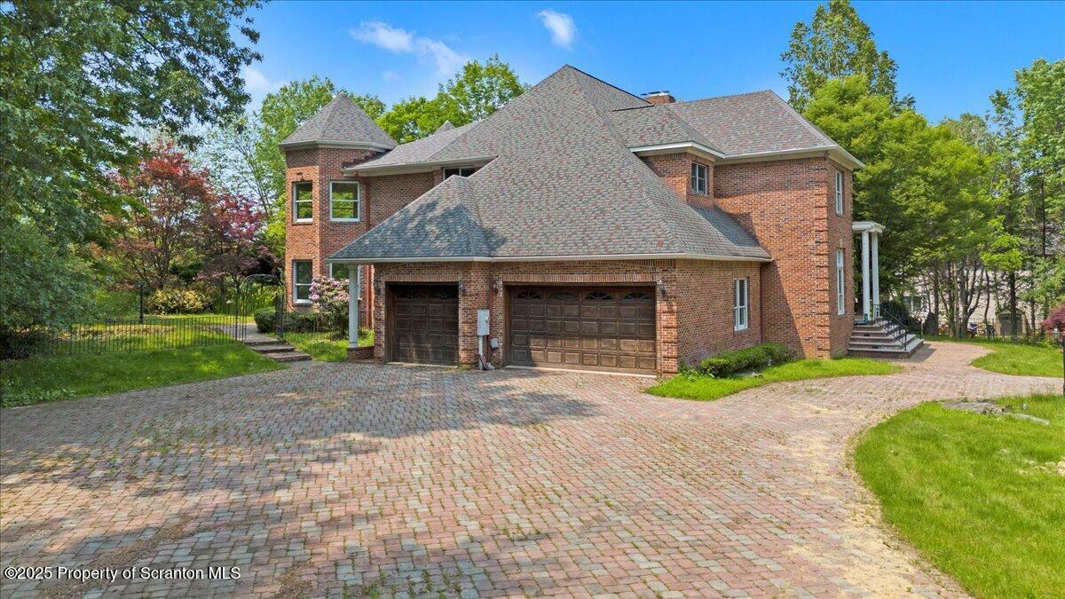 Property Photo:  441 Hidden Lake Drive  PA 18302 