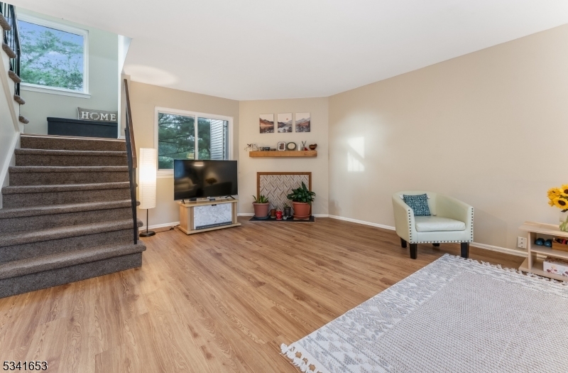 Property Photo: 13 Cedar Ct NJ 08822