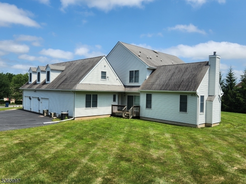 Property Photo: 3 Manchur Ct NJ 08822