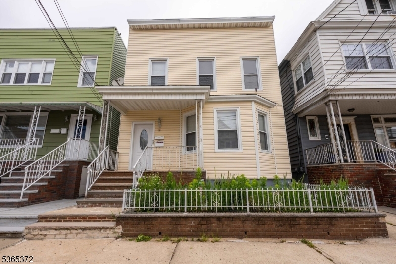 Property Photo: 121 W 14th St NJ 07002