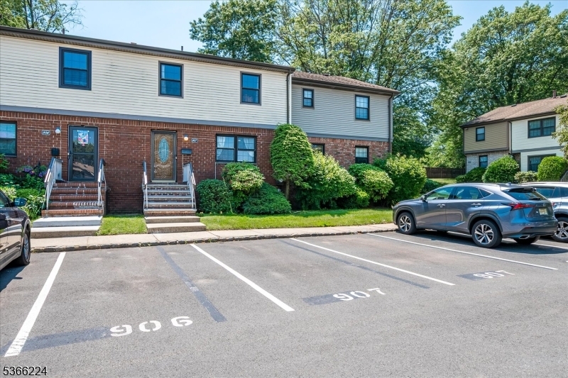 Property Photo: 907 Maple Hill Dr NJ 07095