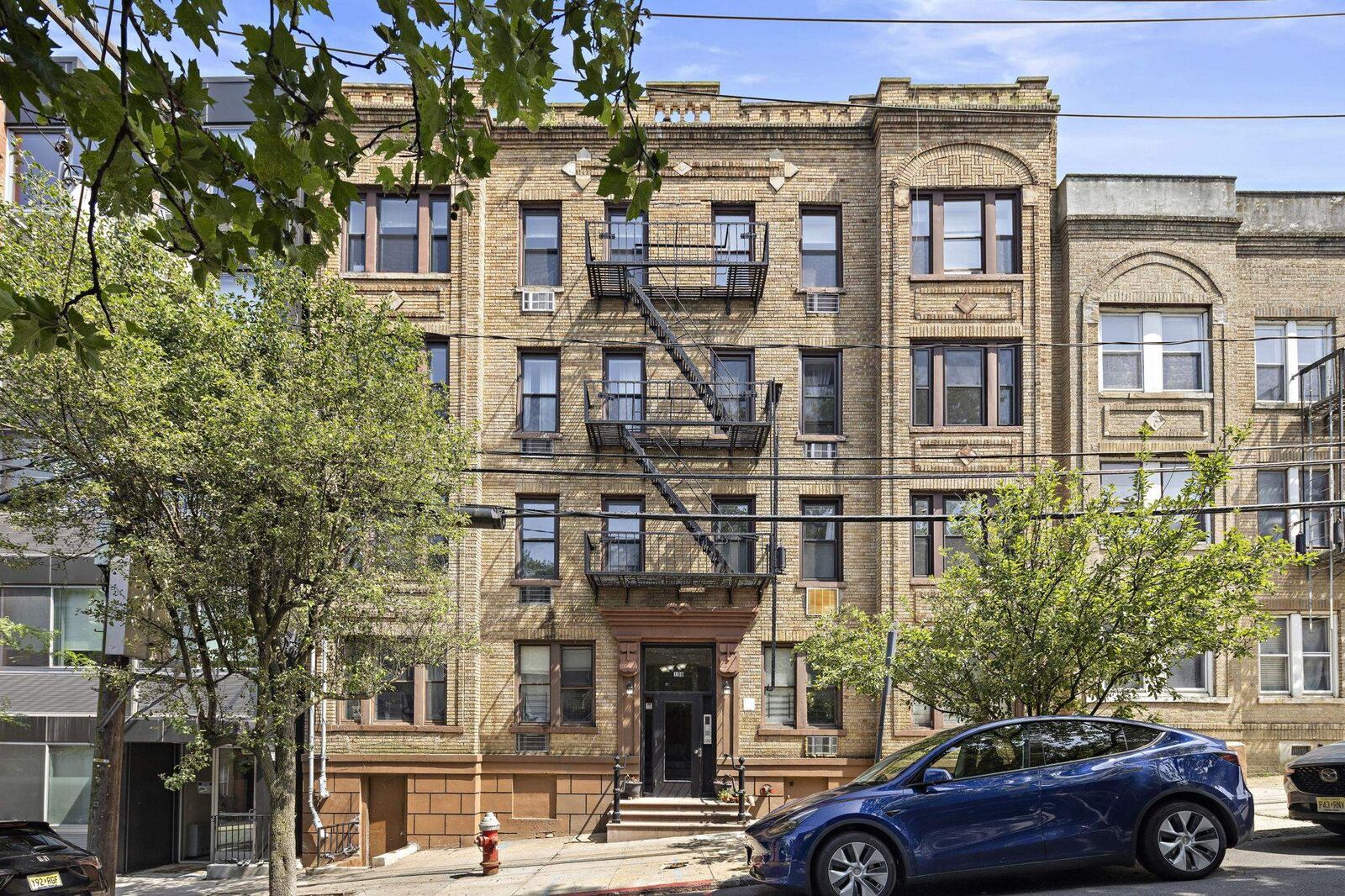 Property Photo:  108 Waldo Ave 4B  NJ 07306 