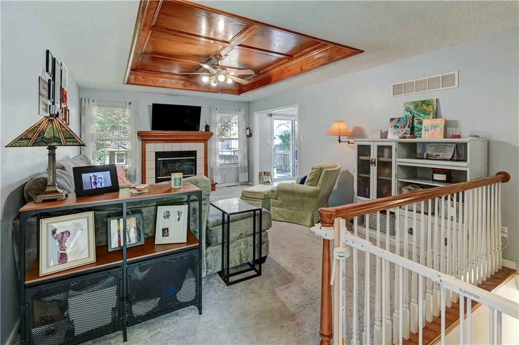 Property Photo:  2013 NE Summerfield Court  MO 64029 