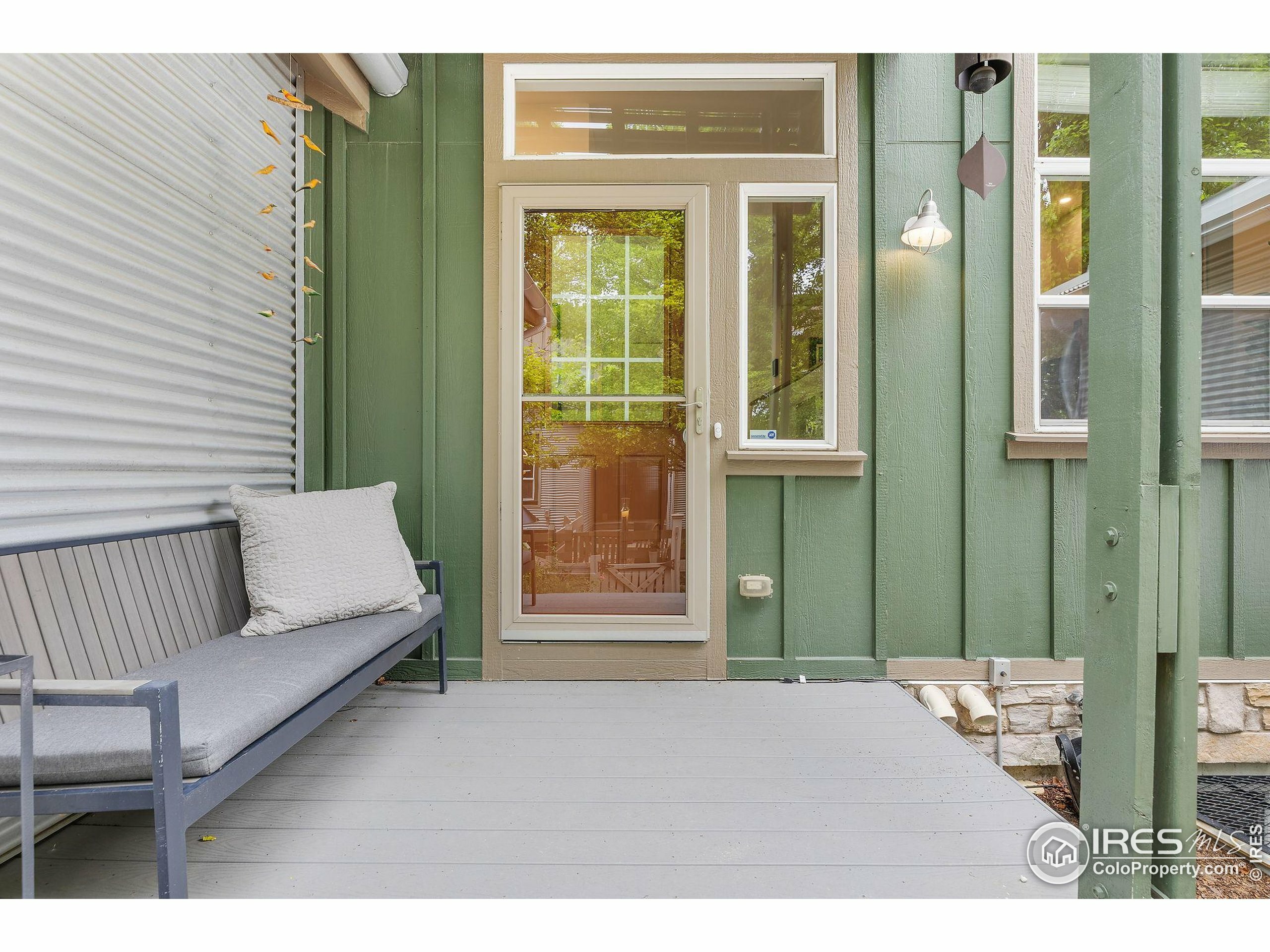 Property Photo: 179 Rendezvous Dr CO 80026